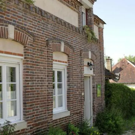 Semesterbostad Eaux-puiseaux-puiseaux, 3 Pieces, 5 Personnes - Fr-1-543-131 *